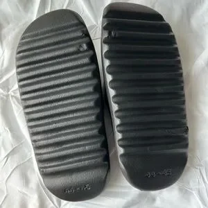 Shoes | Bundle Of 2 Squishy Slides Size 4445 Cream And Black  display picture 2